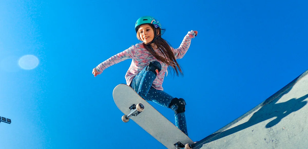 Student with her skate borad